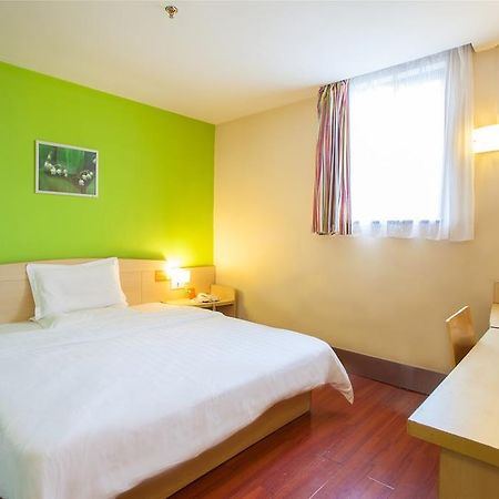 7Days Inn Taizhou Nantong Road Zhongjia Esterno foto